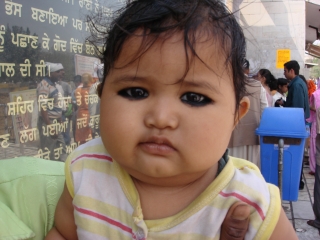 bebê indiano